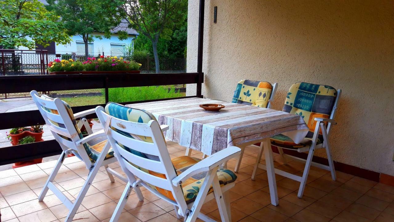 Csillag-Lak Balatonfoeldvar Exterior foto